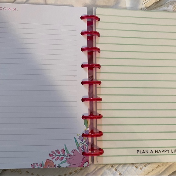 New Happy Planner 2021-2022 Full Bloom Classic Planner - Picture 3 of 3